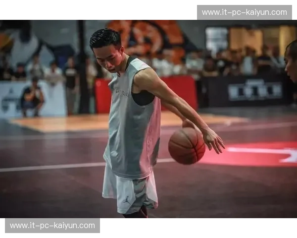 紫禁之巅的“新旧王权”:当吴悠遇上头盔哥,这不仅是一场篮球赛